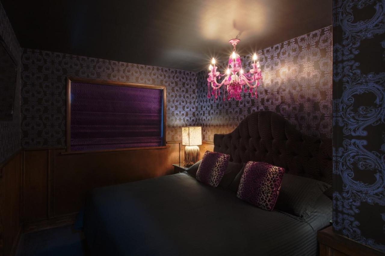 The Roxbury Hotel Buitenkant foto